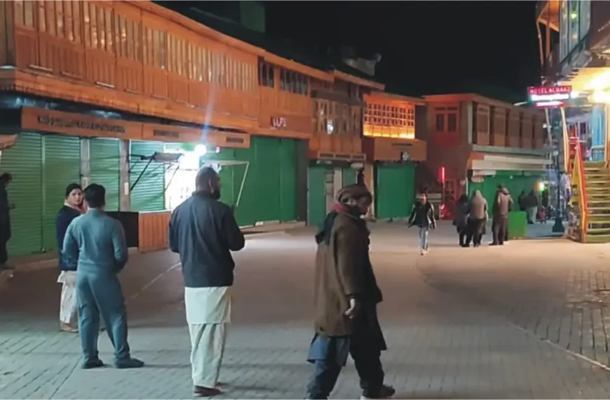 Murree Nights Go Quiet - Tourists Shocked as Mall Road Loses Its Late Night Charm
